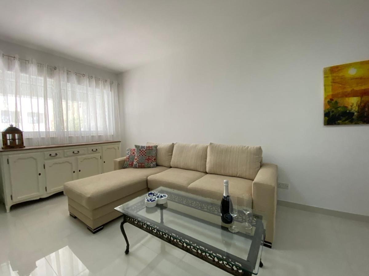 Sunshine Apartments Mellieha - Modern Three Bedroom Ground Floor Apartment With Yard 外观 照片